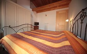 Casa Rasa Violetta